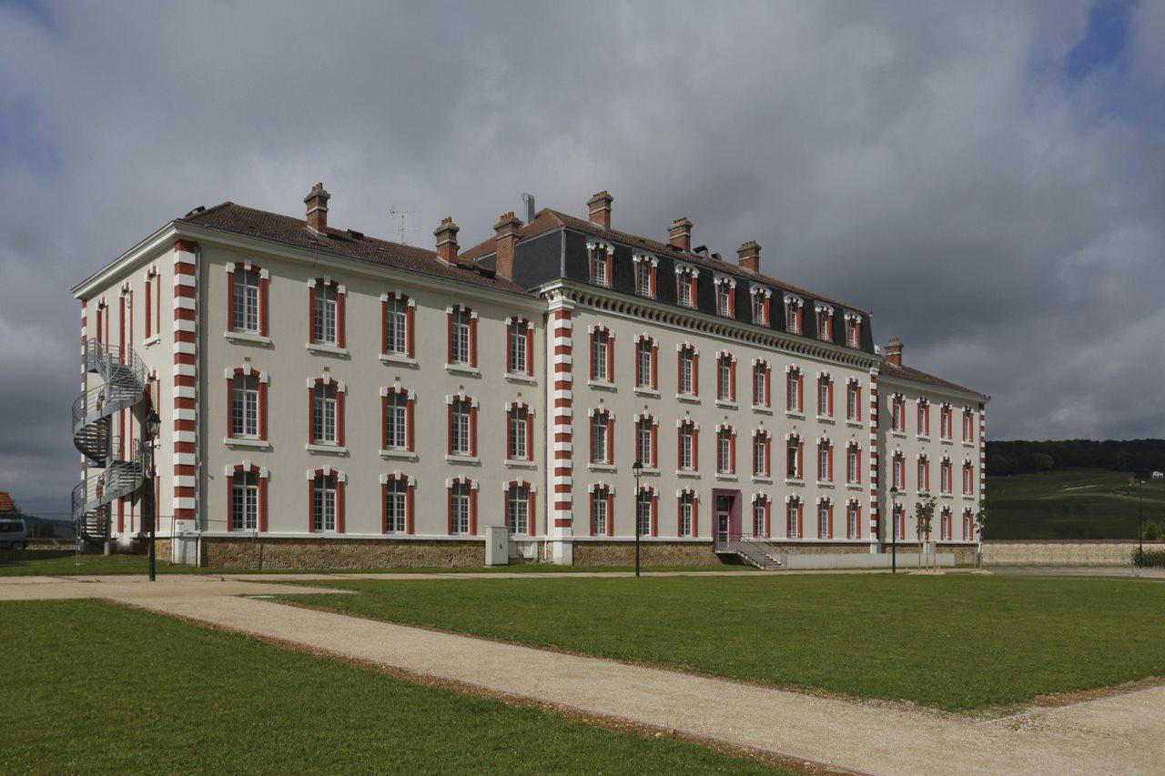 Comfort Suites & Vacanceole Les Demeures Champenoises Épernay Exterior foto