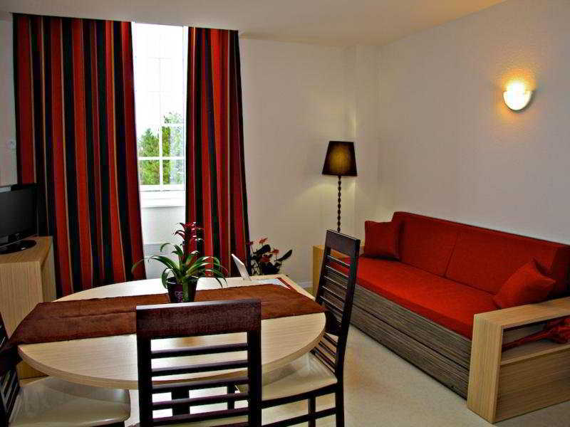 Comfort Suites & Vacanceole Les Demeures Champenoises Épernay Exterior foto